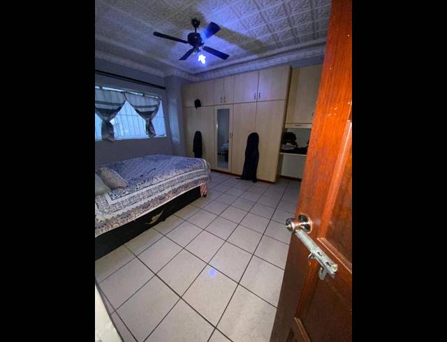 3 BEDROOM PROPERTY TO RENT IN BEZUIDENHOUT VALLEY